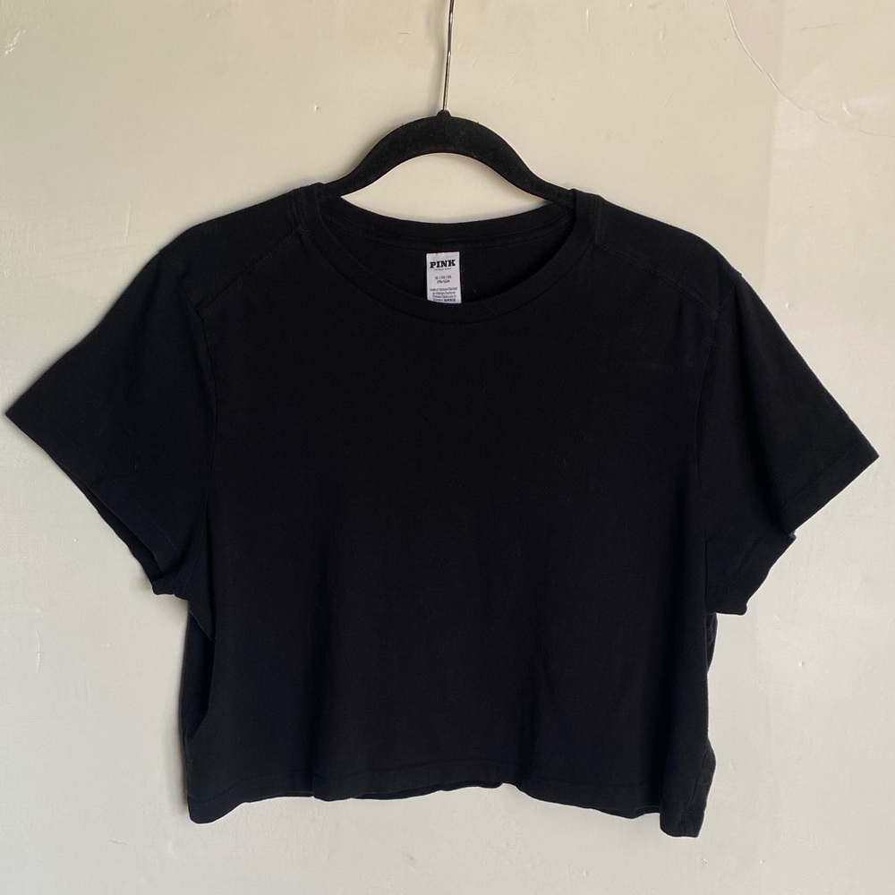 PINK Victoria's Secret Black Cropped Tee - Short Sleeve Crew